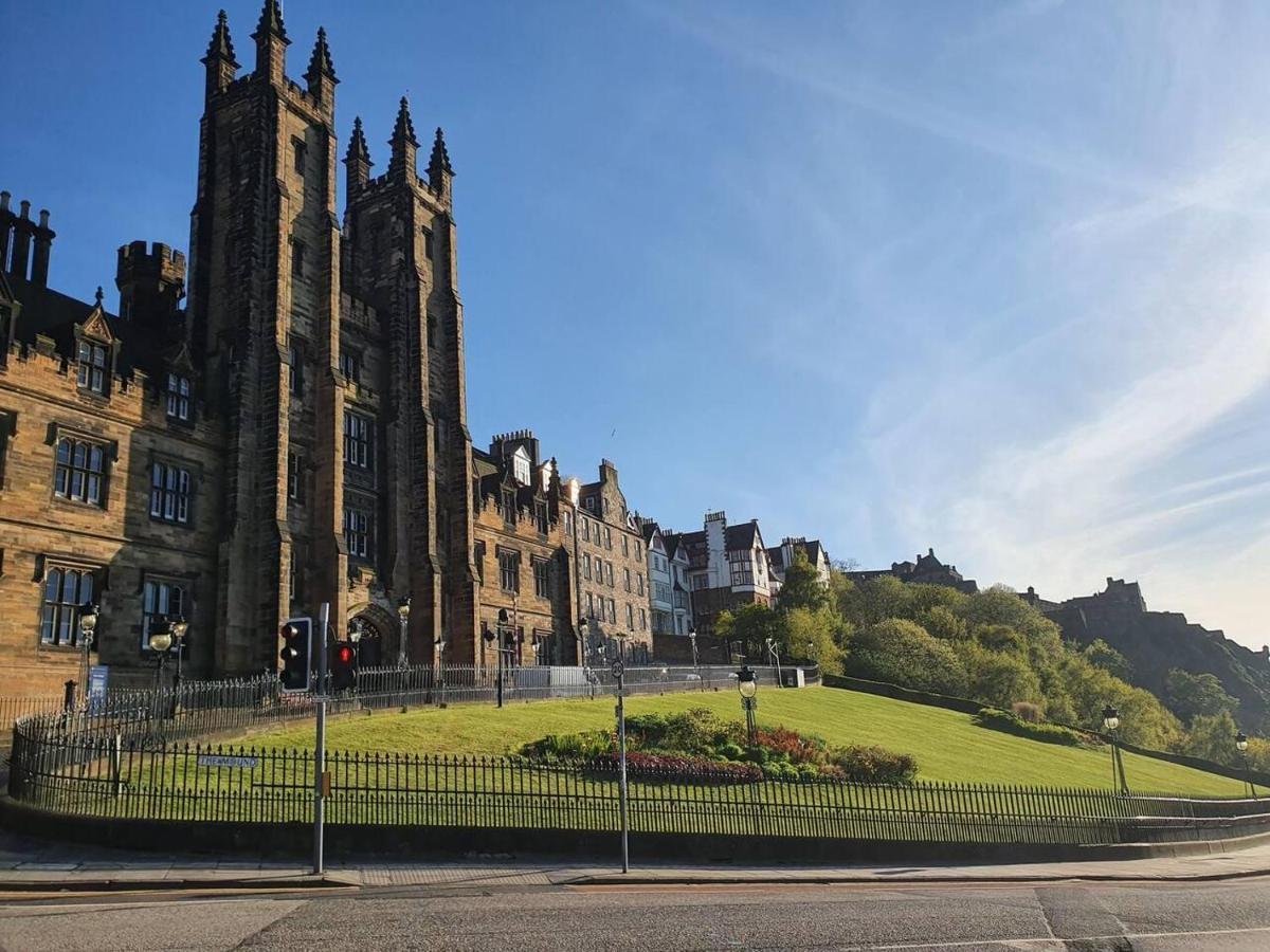 Lovely 2 Bedroom Flat In The Heart Of The City Edinburgh Luaran gambar
