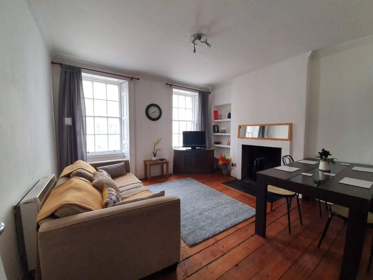 Lovely 2 Bedroom Flat In The Heart Of The City Edinburgh Luaran gambar